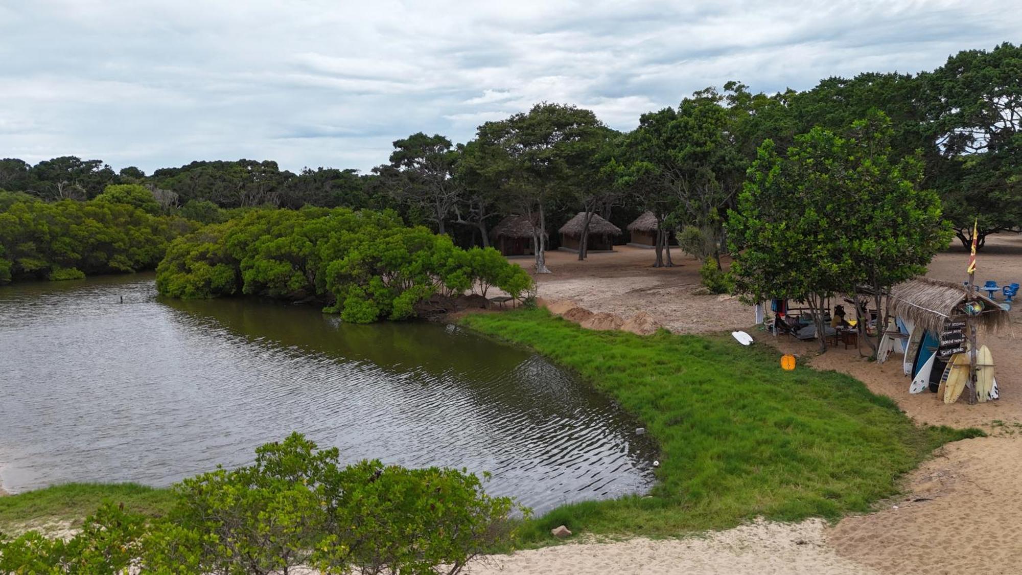 Peanut Farm Surf And Wild Resort - Arugambay Аругам Экстерьер фото