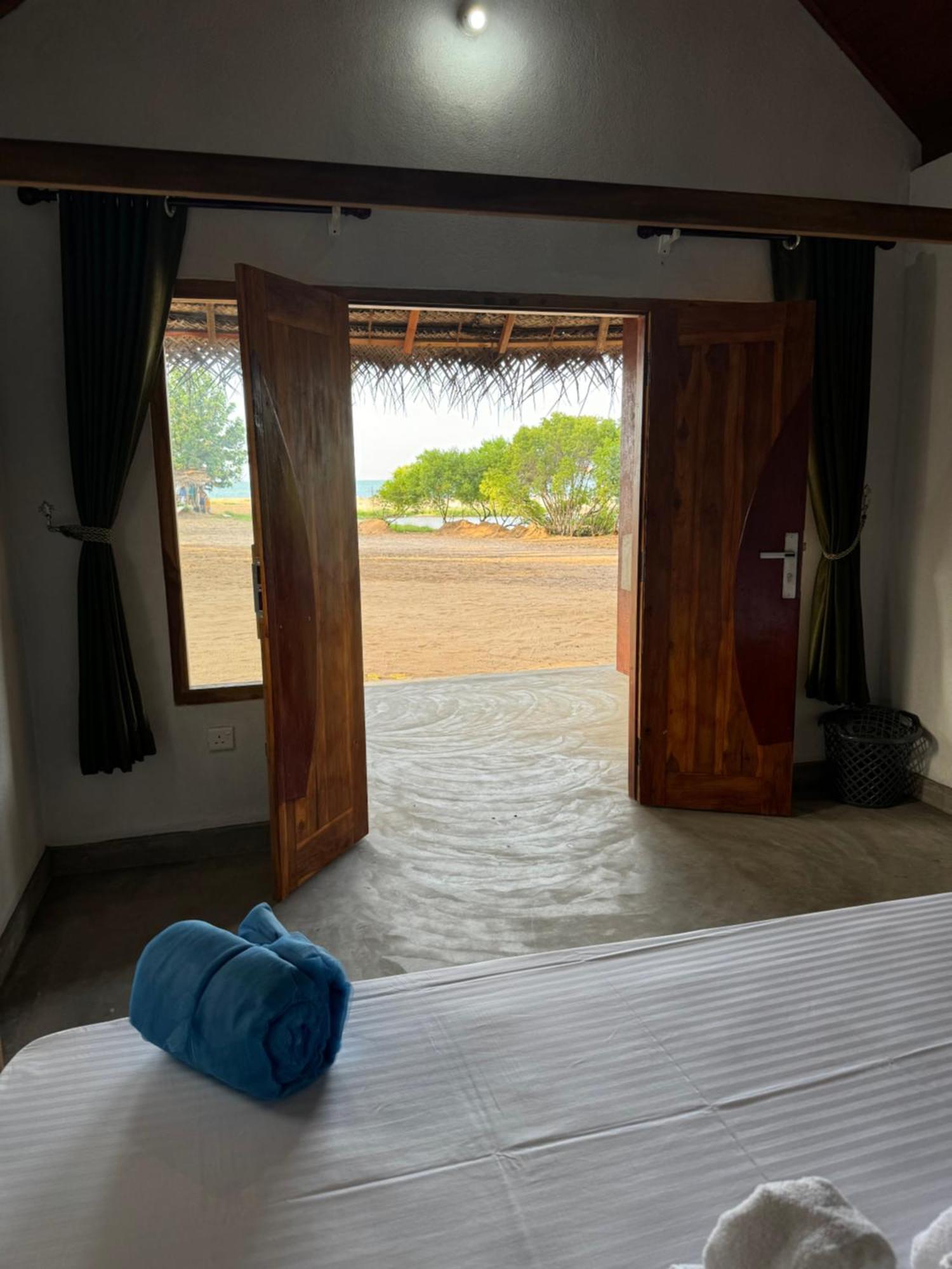 Peanut Farm Surf And Wild Resort - Arugambay Аругам Экстерьер фото