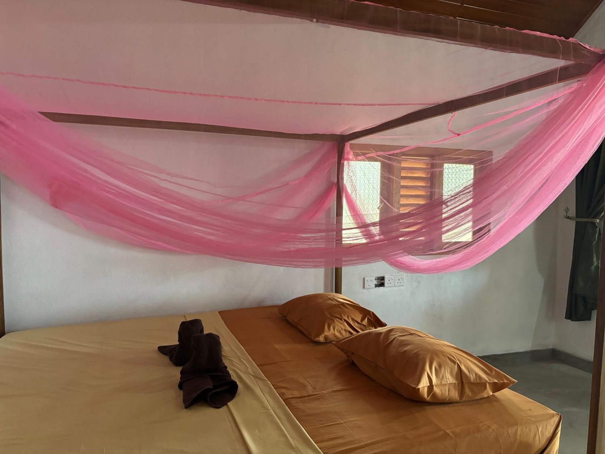 Peanut Farm Surf And Wild Resort - Arugambay Аругам Экстерьер фото