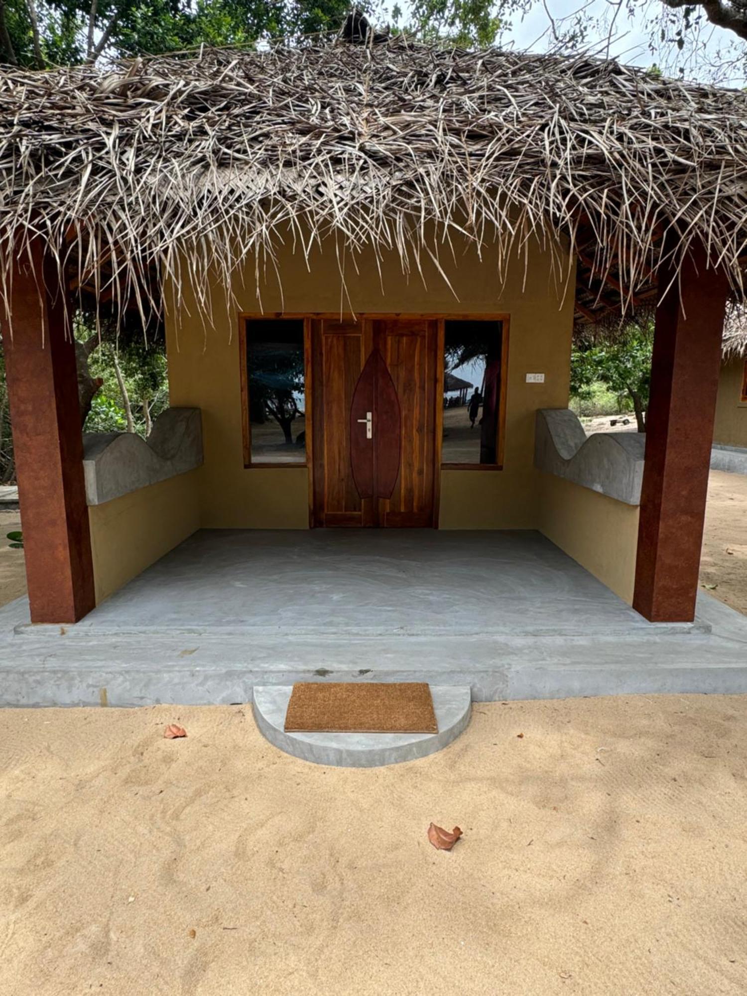 Peanut Farm Surf And Wild Resort - Arugambay Аругам Экстерьер фото