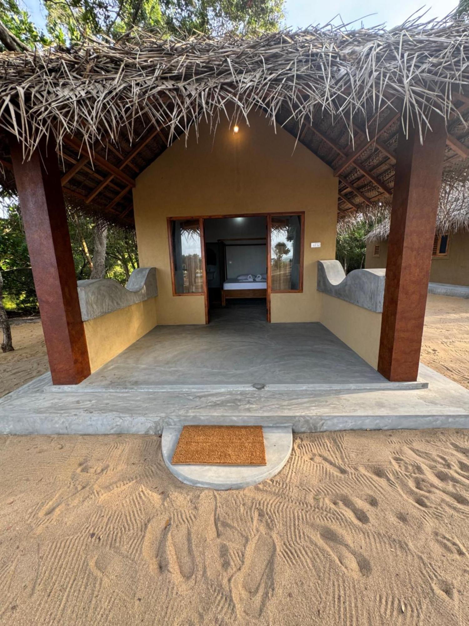 Peanut Farm Surf And Wild Resort - Arugambay Аругам Экстерьер фото
