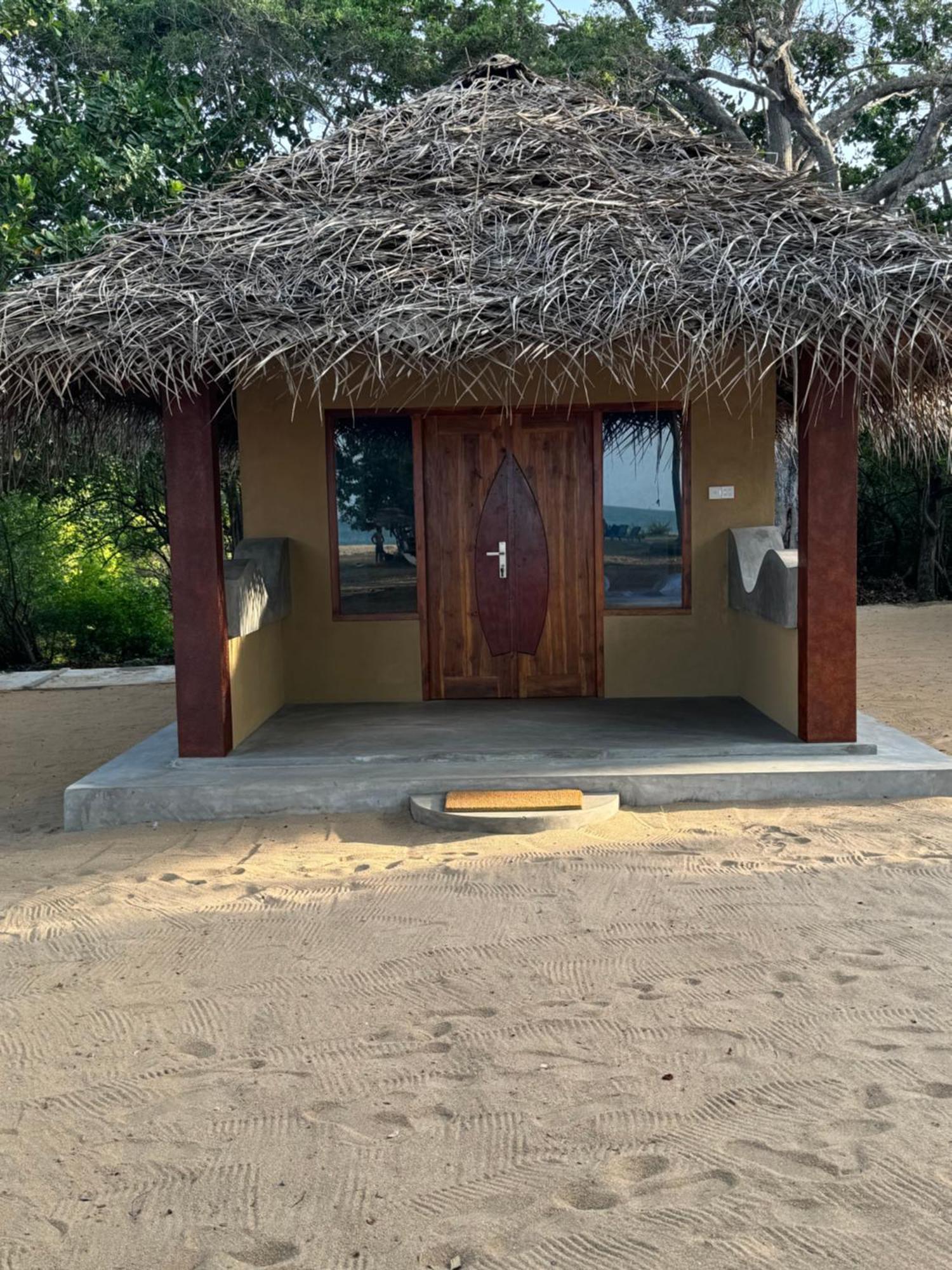 Peanut Farm Surf And Wild Resort - Arugambay Аругам Экстерьер фото